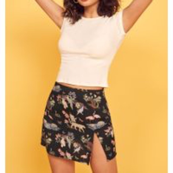 Reformation Dresses & Skirts - Reformation Margot skirt SZ 6 nwt